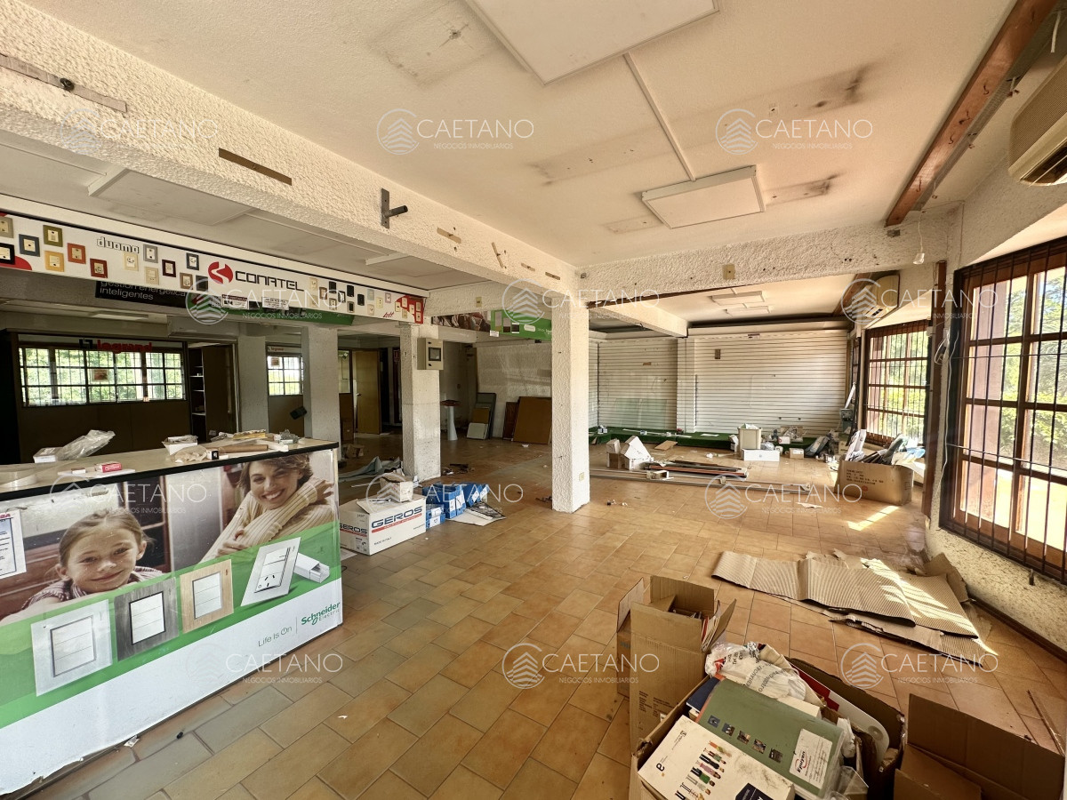 Venta Local Comercial   450m   Punto Estratégico de Punta Del Este - GoPunta - Portal Inmobiliario de Punta del Este - Maldonado