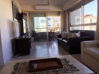 Muy lindo apartamento ubicado en península Punta del Este