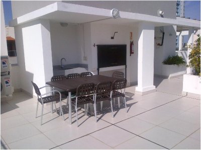Muy lindo apartamento ubicado en península Punta del Este.