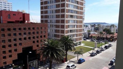 Muy lindo apartamento ubicado en península Punta del Este