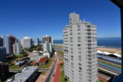 Apartamento en Punta del Este, Brava