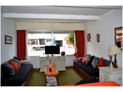 Muy lindo apartamento ubicado en península Punta del Este