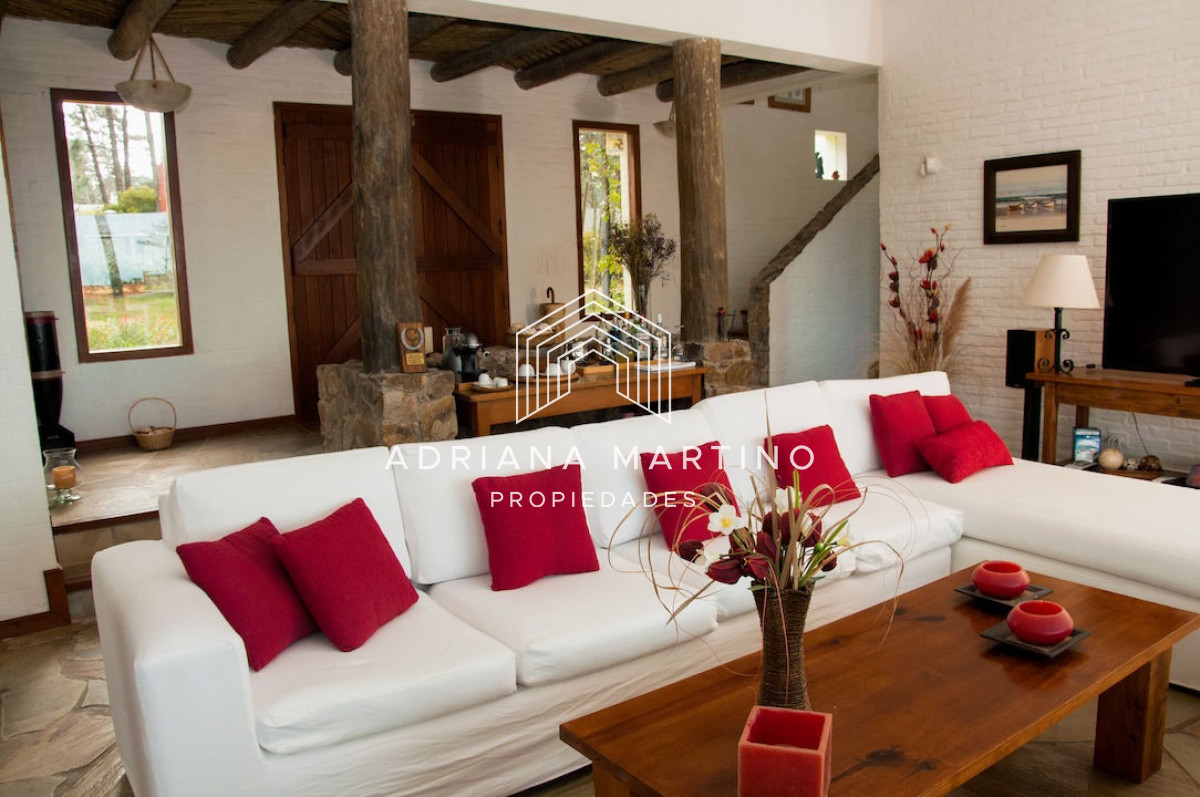 Montoya - GoPunta - Portal Inmobiliario de Punta del Este - Maldonado