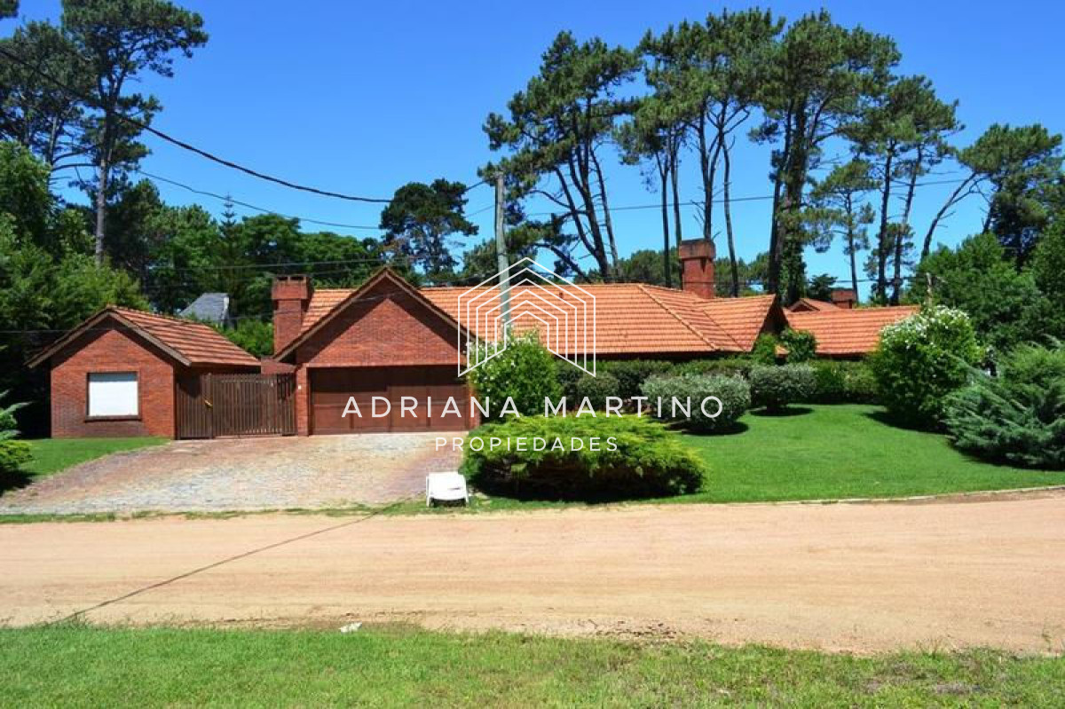 Beverly Hills - GoPunta - Portal Inmobiliario de Punta del Este - Maldonado