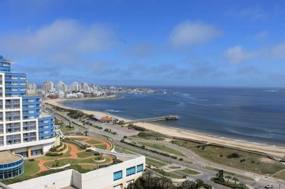 Apartamento en alquiler temporario Uruguay 2 dormitorios en suite 