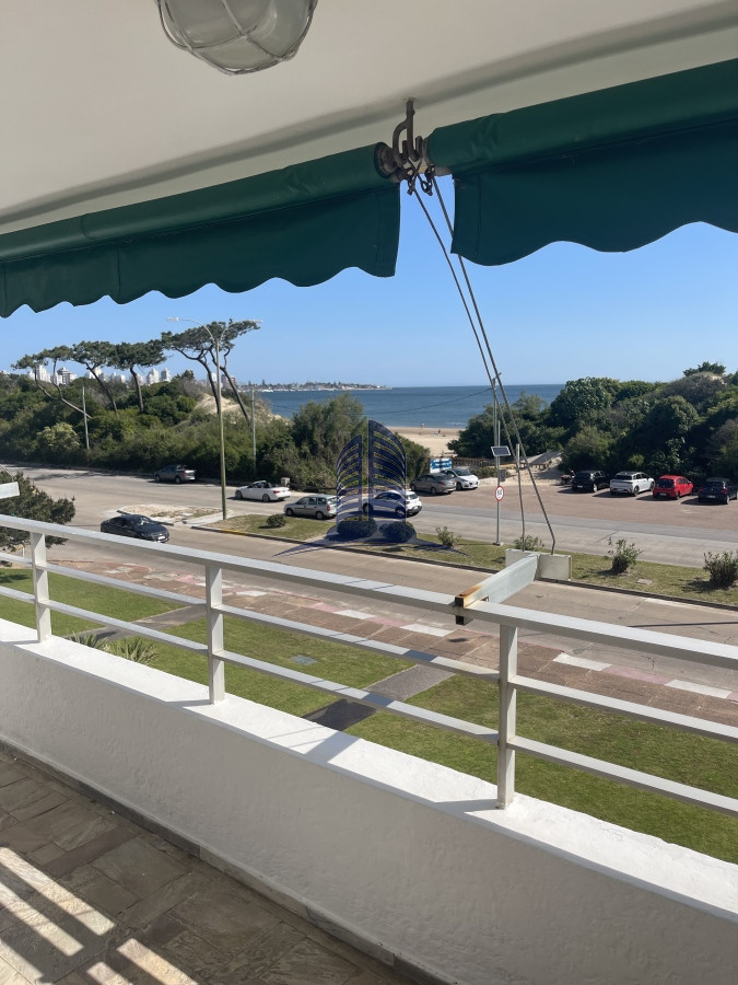 Oportunidad en Venta Apartamento en Punta del este 3 dormitorios   dep Servicio - GoPunta - Portal Inmobiliario de Punta del Este - Maldonado
