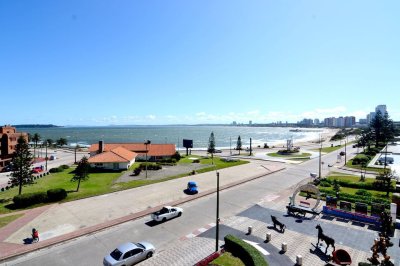 Apartamento en Mansa 3 dormitorios con terraza