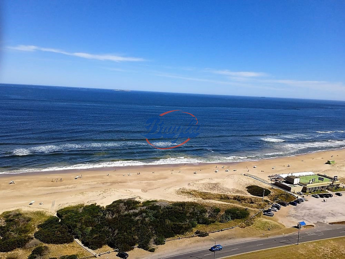 Brava - GoPunta - Portal Inmobiliario de Punta del Este - Maldonado