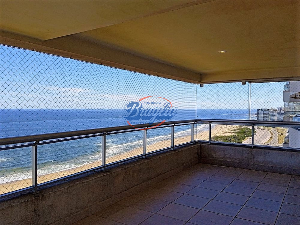 Brava - GoPunta - Portal Inmobiliario de Punta del Este - Maldonado