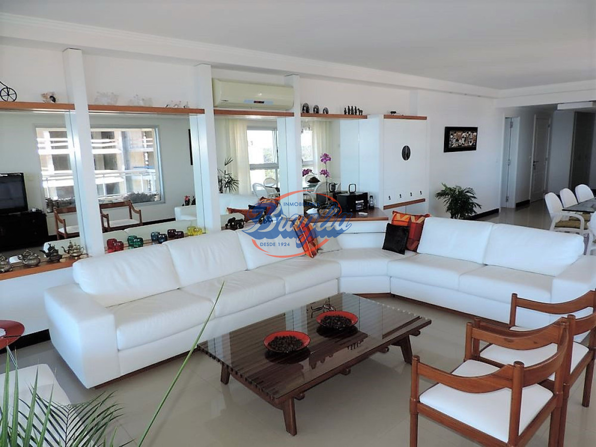 Brava - GoPunta - Portal Inmobiliario de Punta del Este - Maldonado