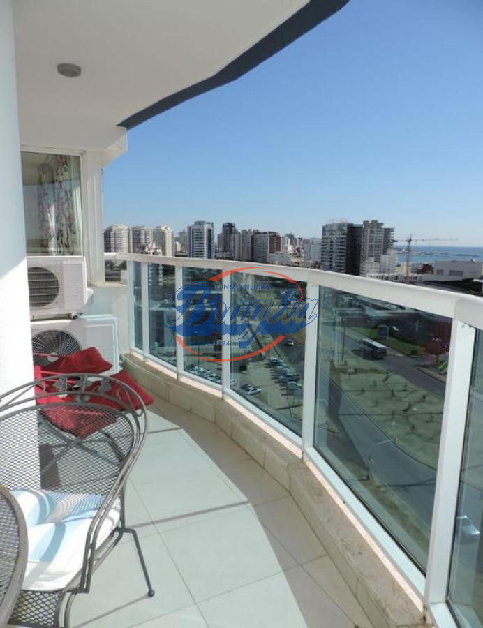 Boulevard Artigas - GoPunta - Portal Inmobiliario de Punta del Este - Maldonado