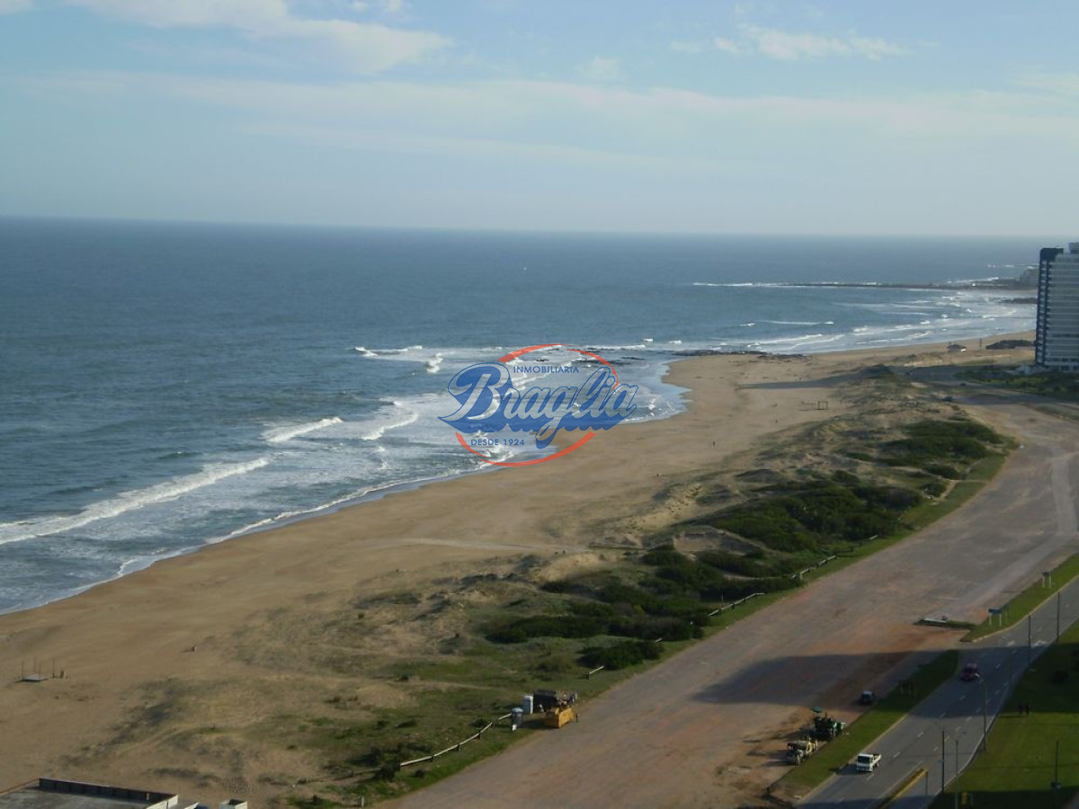 Brava - GoPunta - Portal Inmobiliario de Punta del Este - Maldonado