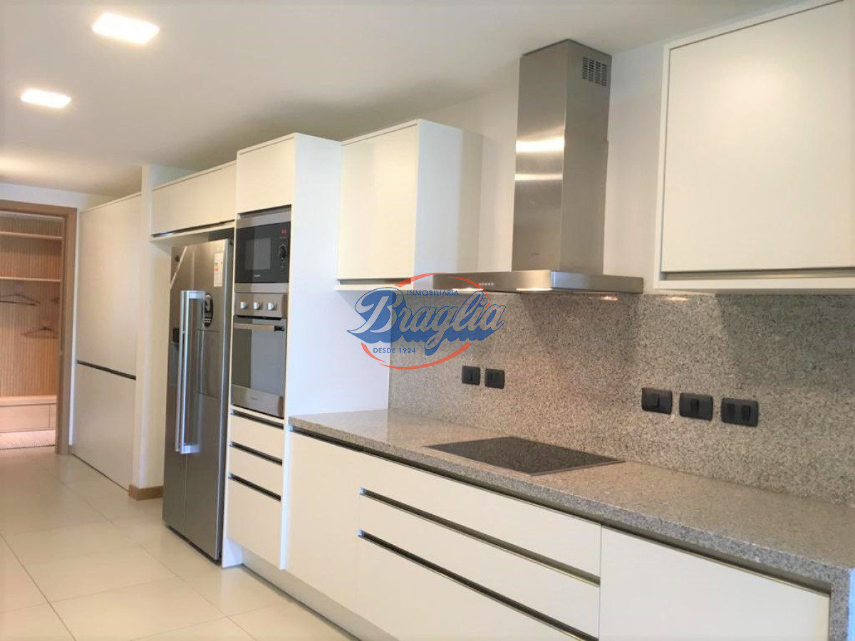 Brava - GoPunta - Portal Inmobiliario de Punta del Este - Maldonado