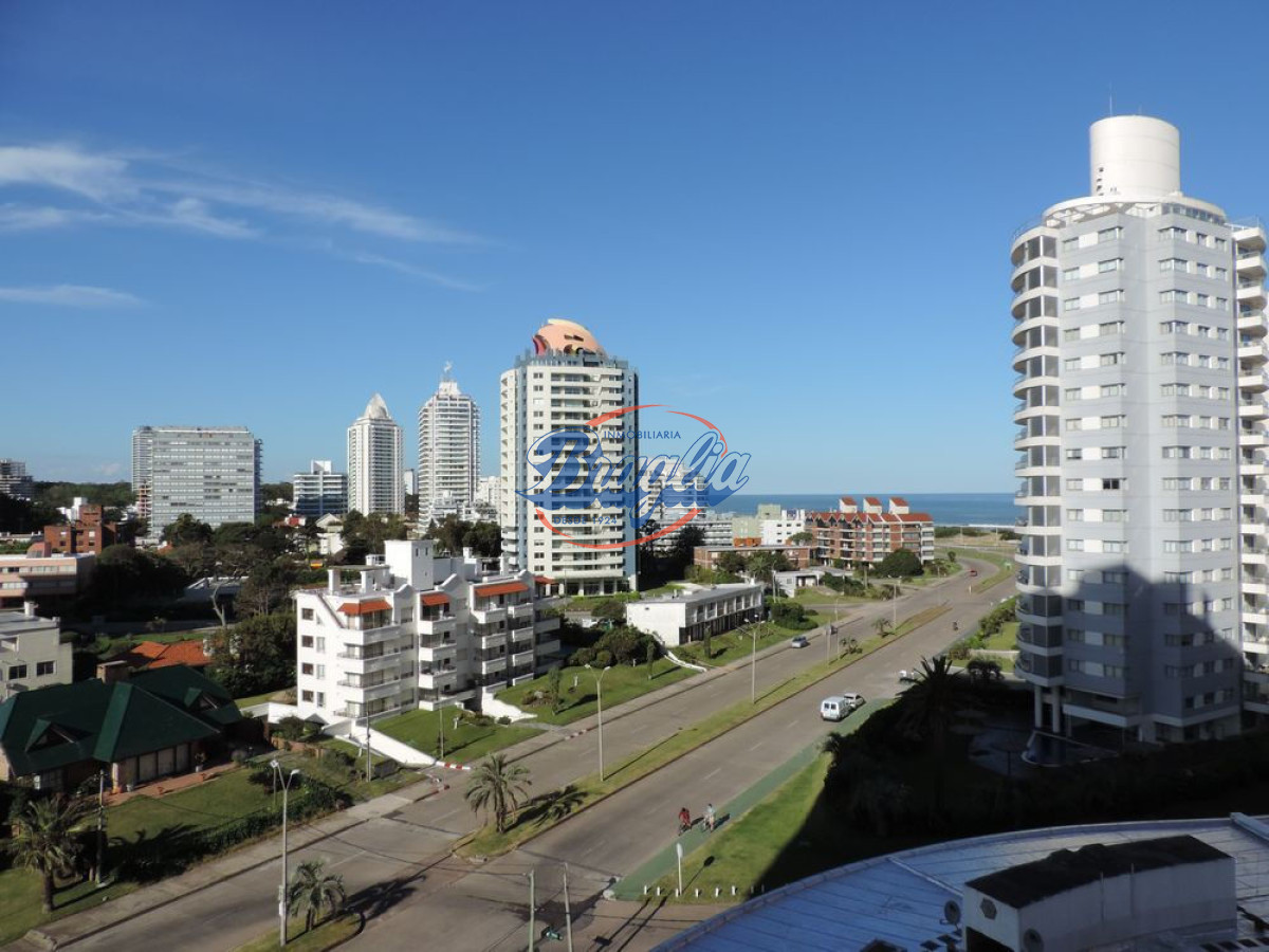 Brava - GoPunta - Portal Inmobiliario de Punta del Este - Maldonado