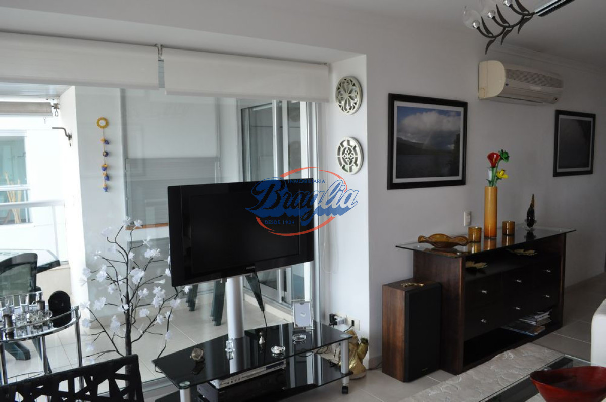 Boulevard Artigas - GoPunta - Portal Inmobiliario de Punta del Este - Maldonado