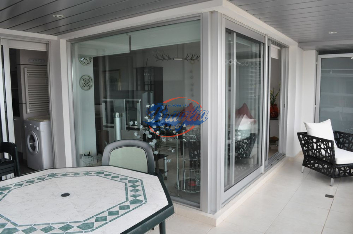 Boulevard Artigas - GoPunta - Portal Inmobiliario de Punta del Este - Maldonado