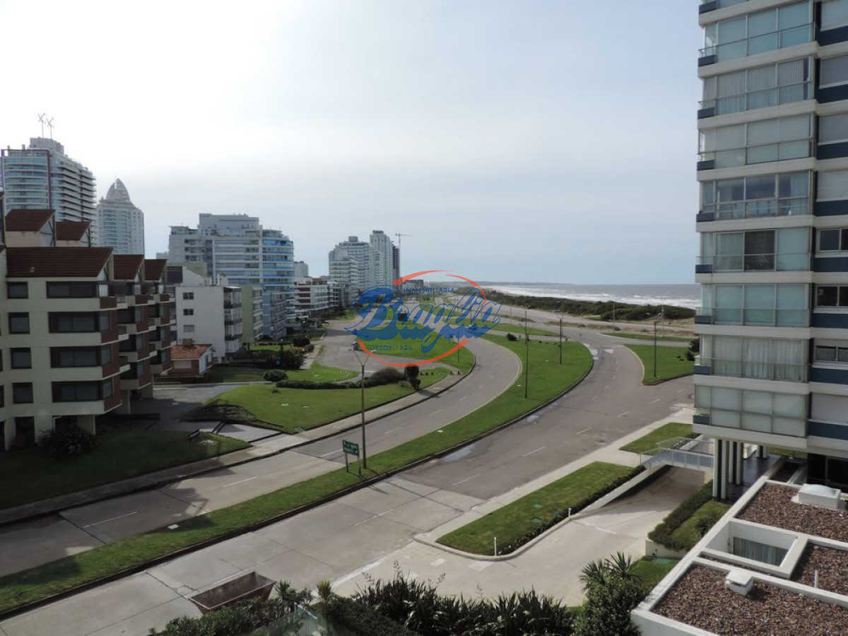 Brava - GoPunta - Portal Inmobiliario de Punta del Este - Maldonado