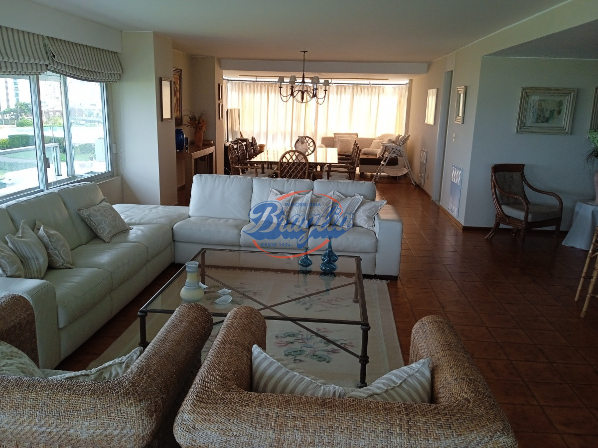 Brava - GoPunta - Portal Inmobiliario de Punta del Este - Maldonado