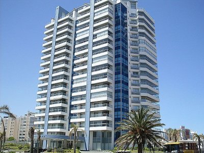 Apartamento en Punta del Este, Boulevard Artigas
