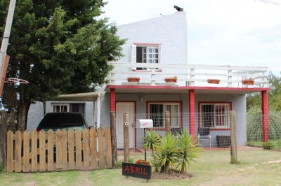Casa en Venta en Balneario Buenos Aires a 250 metros de la Playa 125.000 USD